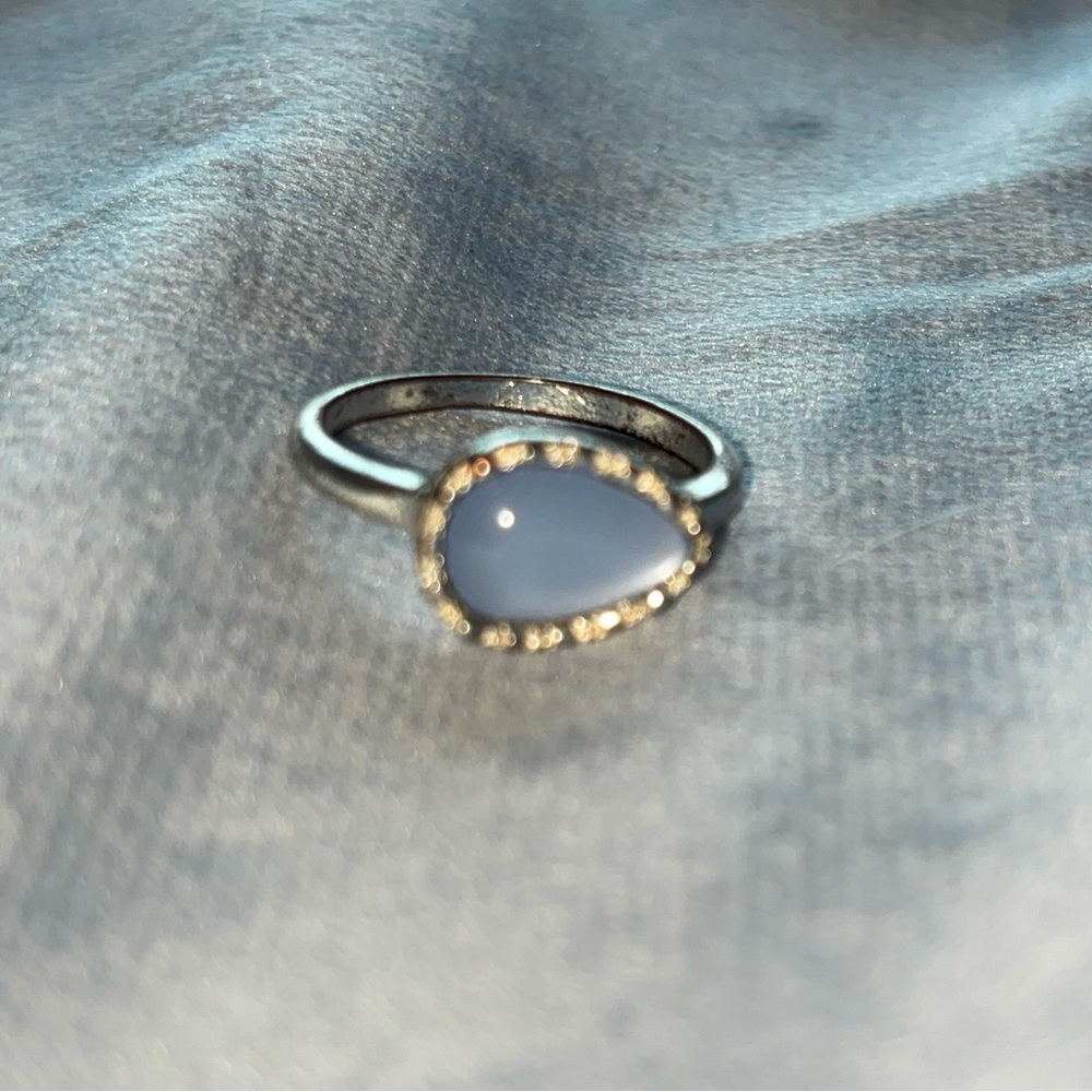 Silver Teardrop Blue Chalcedony Ring - Picture 1 of 1